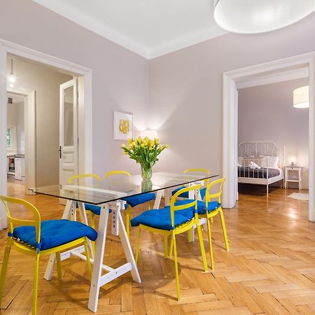 Tyzenhauz Apartments Superior Краков Экстерьер фото